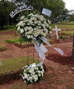 Standing Flower Duka Cita Putih 2 Tingkat