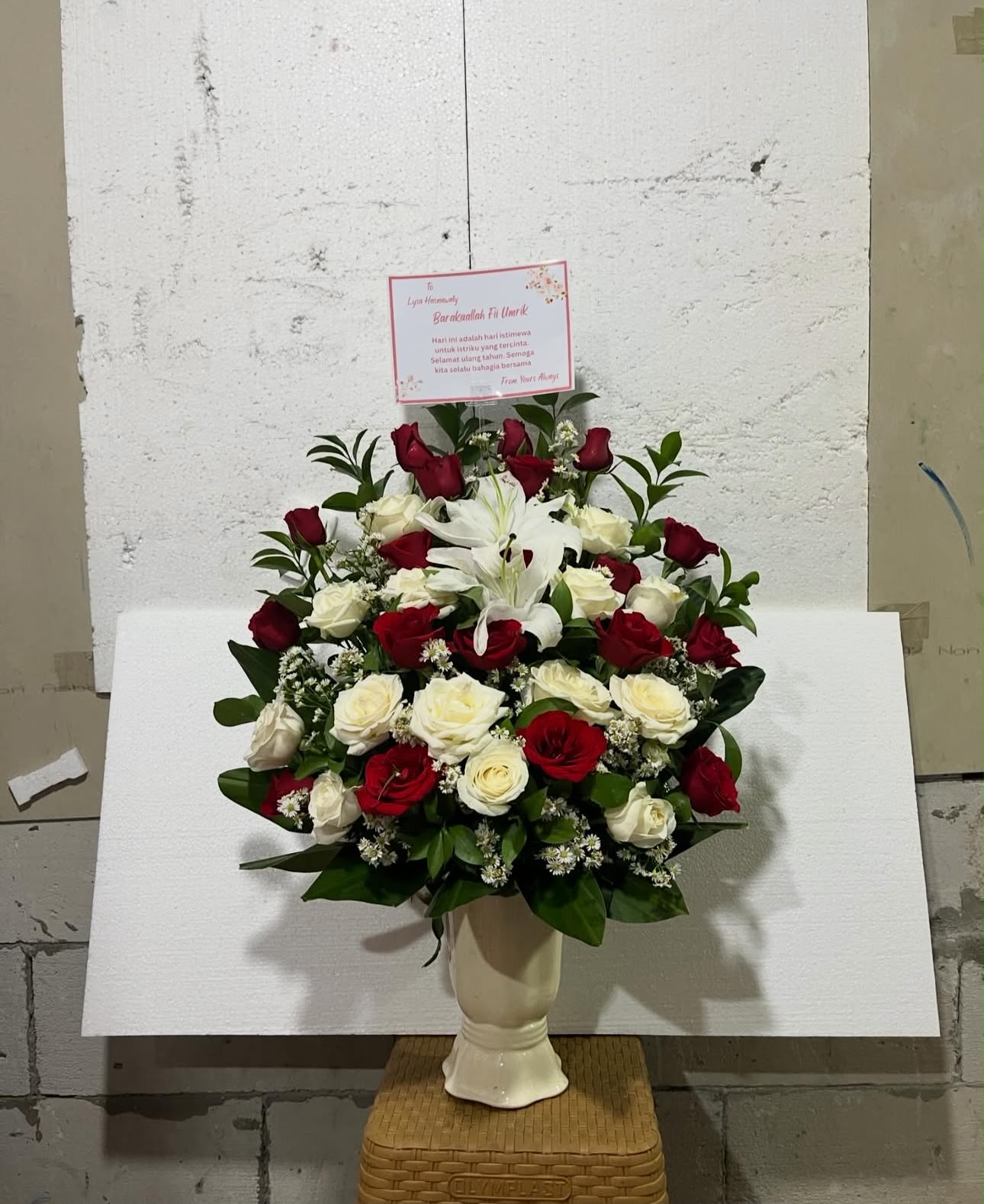 bunga vase ulang tahun bekasi