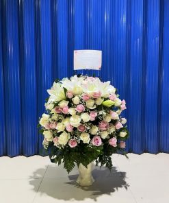 Bunga Vase Mawar Anniversary Bekasi