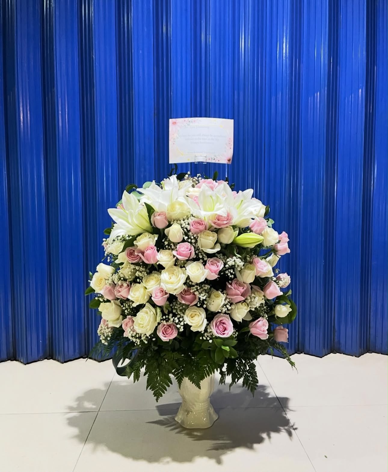 Bunga Vase Mawar Anniversary Bekasi