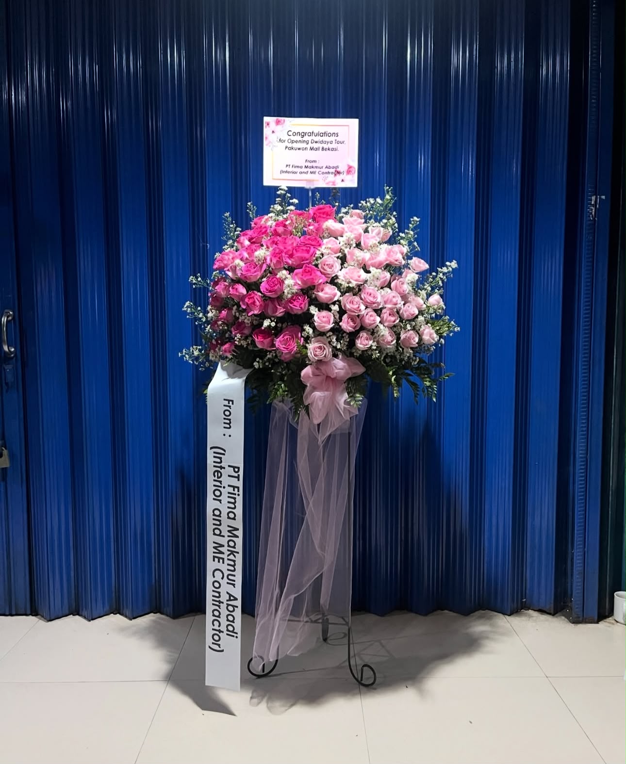 Standing Flower Duka Cita Putih Krem 3 Tingkat Premium